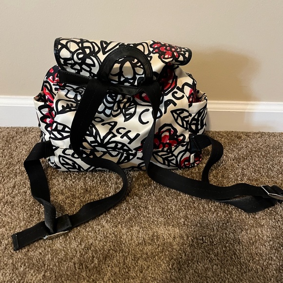 Coach Poppy Backpack - like new - Picture 2 of 3